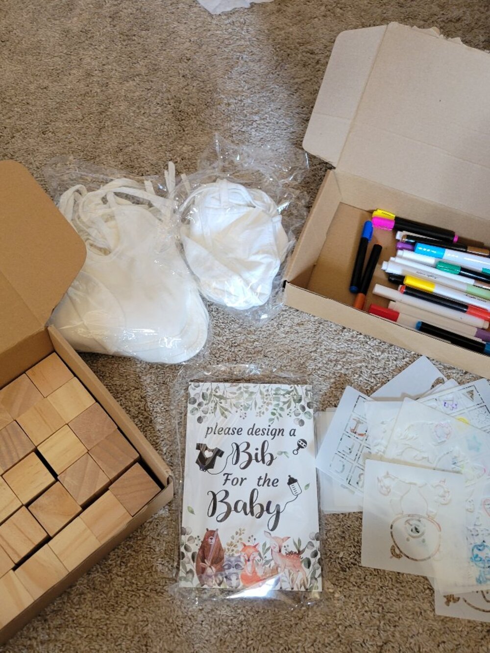 Decorate the baby a bib and block